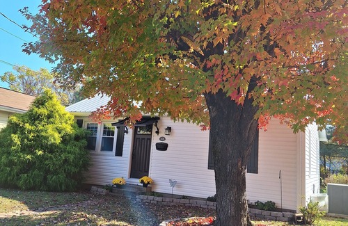 Erwin Cottage | Charming 2-bedroom cottage in serene Erwin with AC, WiFi