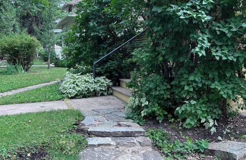 Bozeman House | Charming 2-bedroom house in Bozeman near campus