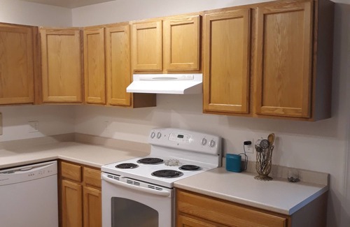 Cutler House | Charming 2-bedroom house in lovely Cutler with AC