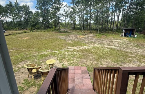Leland House | Charming 2-bedroom house in Leland with WiFi, AC, Laundry
