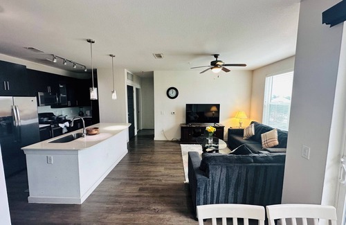 Braeswood Place House | Charming 2-bedroom in Houston Medical Center Next to NRG Stadium