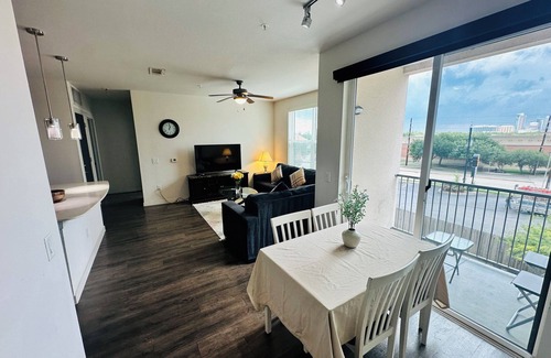 Braeswood Place House | Charming 2-bedroom in Houston Medical Center Next to NRG Stadium