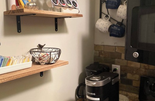 Sylacauga House | Charming 2-bedroom lake cottage with kayaks