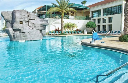 Kissimmee Resort | Charming 2-bedroom resort with awesome amenities in Kissimmee