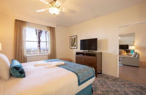 Carlsbad Resort | Charming 2-bedroom resort in wonderful Carlsbad with a view of the flower fields