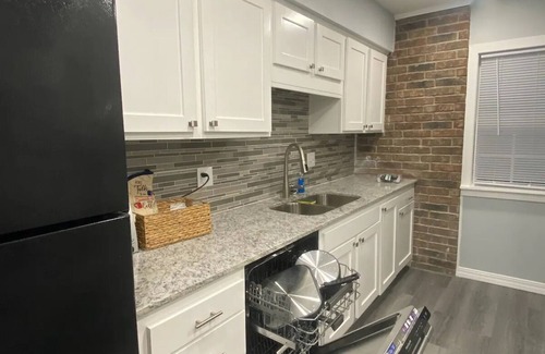 Fort Smith House | Charming 2-bedroom townhome at centrally located Fort Smith