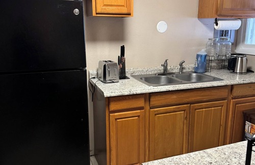 Fairbanks House | Charming 2-bedroom townhome in lovely Fairbanks with WiFi