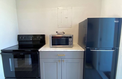 Cocoa Beach Apartment | Charming 2-bedroom apartment with AC, WiFi in heart of downtown Cocoa Beach