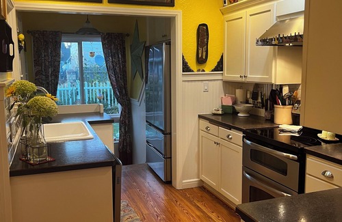 Idaho Falls House | Charming 2-bedroom cottage house in Idaho Falls