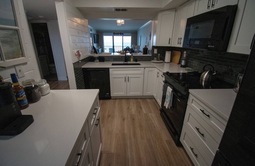 Hutchinson Island South Condo | Charming 2-bedroom beachfront condo on beautiful Hutchinson Island