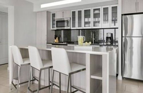 Marco Island Resort | Charming 2-bedroom resort in lovely Marco Island with pool and beach access.