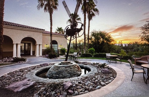 Palm Desert Villa | Charming 2-bedroom villa in Palm Desert with WiFi, fitness room