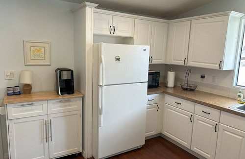 Punta Gorda House | Charming 2-bedroom mobile home with AC, fitness room in Punta Gorda