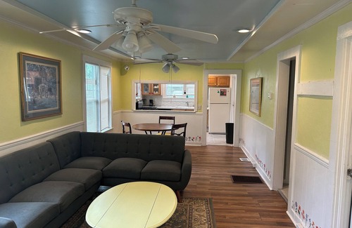 Old Town House | Charming 2-bedroom House Close to Downtown, Midtown, and FSU