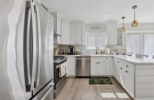 Ventnor City House | Charming 2-bedroom house in lovely Ventnor Heights-Near the beach and AC!