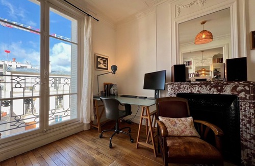 5th Arrondissement Apartment | Charming 2-bedroom with elevator - Jardin des Plantes