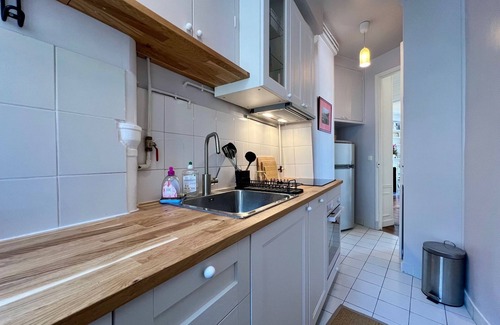 5th Arrondissement Apartment | Charming 2-bedroom with elevator - Jardin des Plantes
