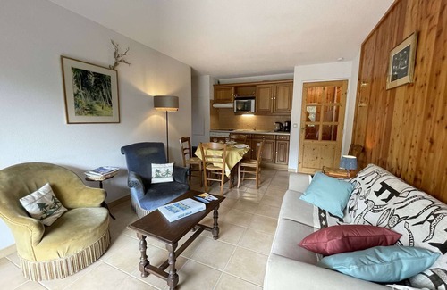 Saint-Chaffrey Apartment | Charming 2-BR Apartment with South-Facing Balcony in Serre Chevalier, Sleeps 4