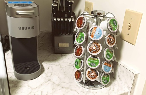 Durham House | Charming 2 br Cottage in the Woods near Zinc House Winery and Brewery!