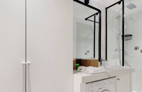Quartier Saint-Ambroise Apartment | Charming 2 rooms high marsh - 2P - Mobility lease