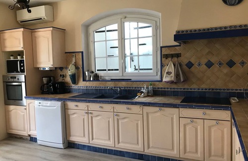Bollene Villa | Charming 220m² Villa, 5 bedrooms, pool (heated), in Provence, 4-star * rated