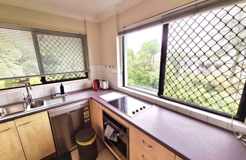 St. Lucia Apartment | Charming 2bd apt near UQ & ferry
