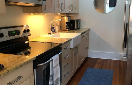 Commercial Street Condo | Charming 2br/2ba - steps 2 beach and all Ptown has to offer!