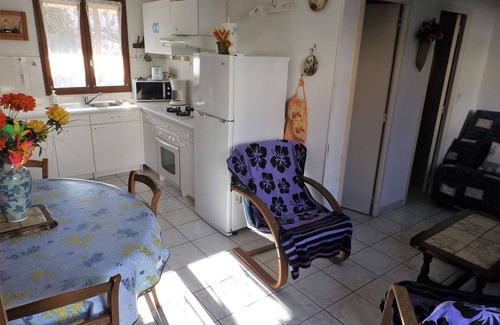 Le Grau-dʼAgde House | Charming 2BR Villa in Quiet Area with Terrace, BBQ & Free WiFi - Sleeps 6