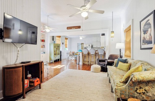 Bay St Louis Cottage | Charming 3-bedroom historic cottage in Bay Saint Louis with public beach access