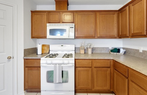 Wellborn House | Charming 3-bedroom house with AC and WiFi in lovely College Station