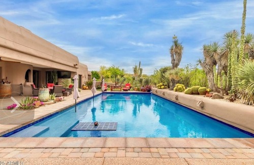 Desert Mountain House | Charming 3-bedrm furnish house in Scottsdale with AC and casita. 30 day rental