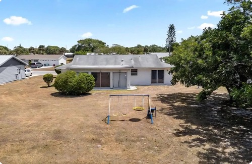 Port Saint Lucie House | Charming 3 bedroom & 2 Bathroom house with AC & WiFi in delightful Port St Lucie