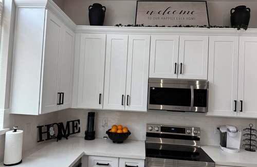 Northside House | Charming 3-bedroom 7beds 2.5 baths house with WiFi, AC in welcoming Houston