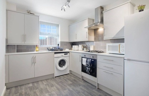Hartlepool House | Charming 3 Bedroom House in Hartlepool, Sleeps 5