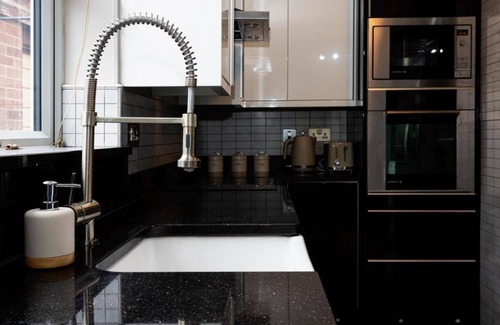 Nottingham House | Charming 3-bedroom house with Hot Tub in Nottingham