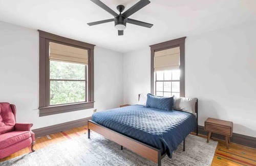 Norwood House | Charming 3 bedroom, Historic Norwood, near it ALL!