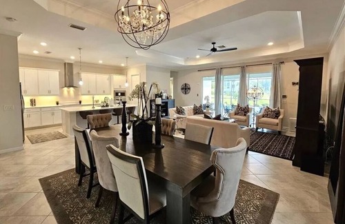 Immokalee House | Charming 3-bedroom house with dedicated office, pool and hot tub in Ave Maria