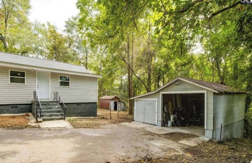 Columbia House | Charming 3-bedroom house with AC and WiFi in brilliant Columbia