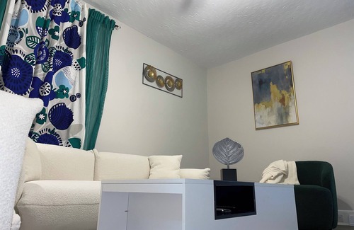Columbia House | Charming 3-bedroom house with AC and WiFi in brilliant Columbia
