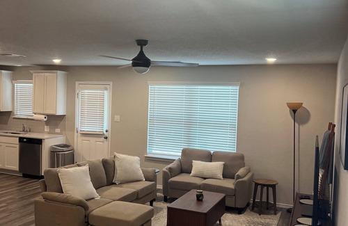 Converse House | Charming 3-bedroom house in serene Converse