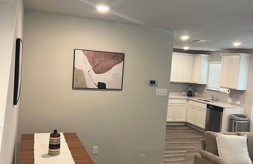Converse House | Charming 3-bedroom house in serene Converse
