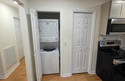 Durham House | Charming 3-bedroom house minutes to DUKE!