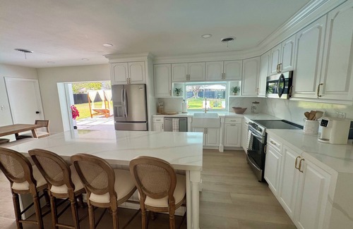 Cutler Bay House | Charming 3-bedroom house with swimming-pool, WiFi in vibrant Miami