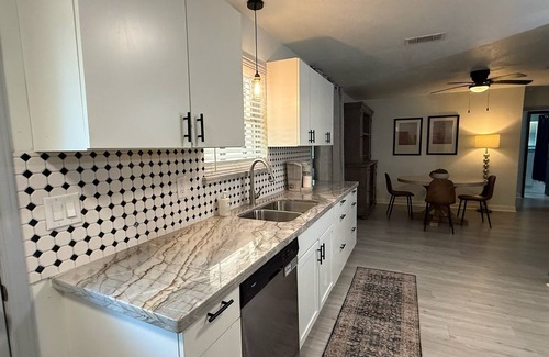 Willow Meadows/Willowbend Area House | Charming 3-bedroom +office house near NRG/Med Center