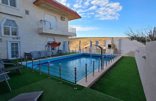 Jordan Villa | Charming 3-bedroom scenic villa with a pool, WiFi in the lovely north