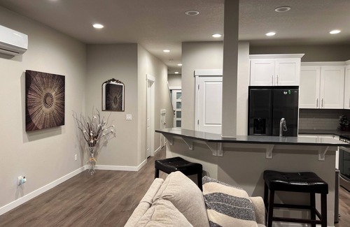 Rock Creek House | Charming 3-bedroom townhome with WiFi and AC in Happy Valley!