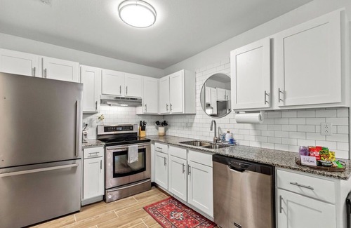 Fayetteville House | Charming 3-bedroom townhome in midtown Fayetteville close to everything!