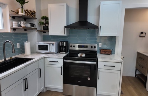 Indianapolis House | Charming 3-bedroom house in delightful Indianapolis Just Minutes From Downtown!