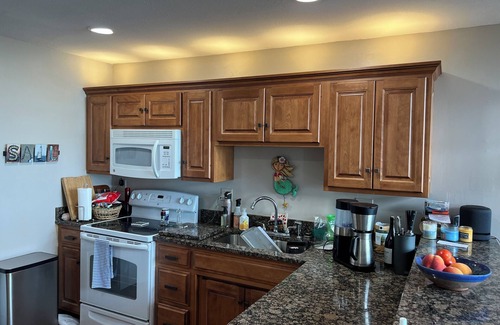 Port Clinton Condo | Charming 3-bedroom condo in Port Clinton with Island Views