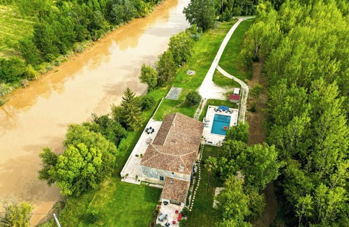 Fronsac Villa | Charming 3-bedroom villa with pool and AC in fabulous Fronsac accross a river